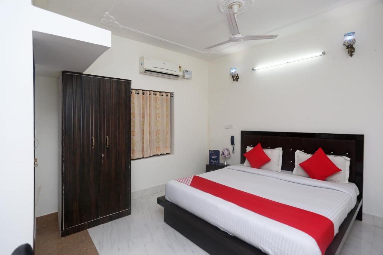 OYO 18301 Hotel A-one Alwar Exterior foto