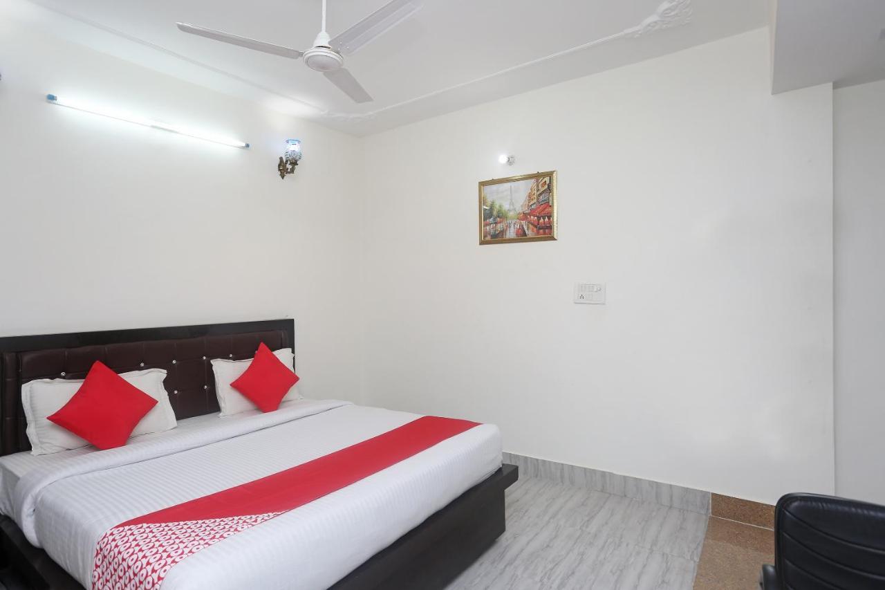 OYO 18301 Hotel A-one Alwar Exterior foto