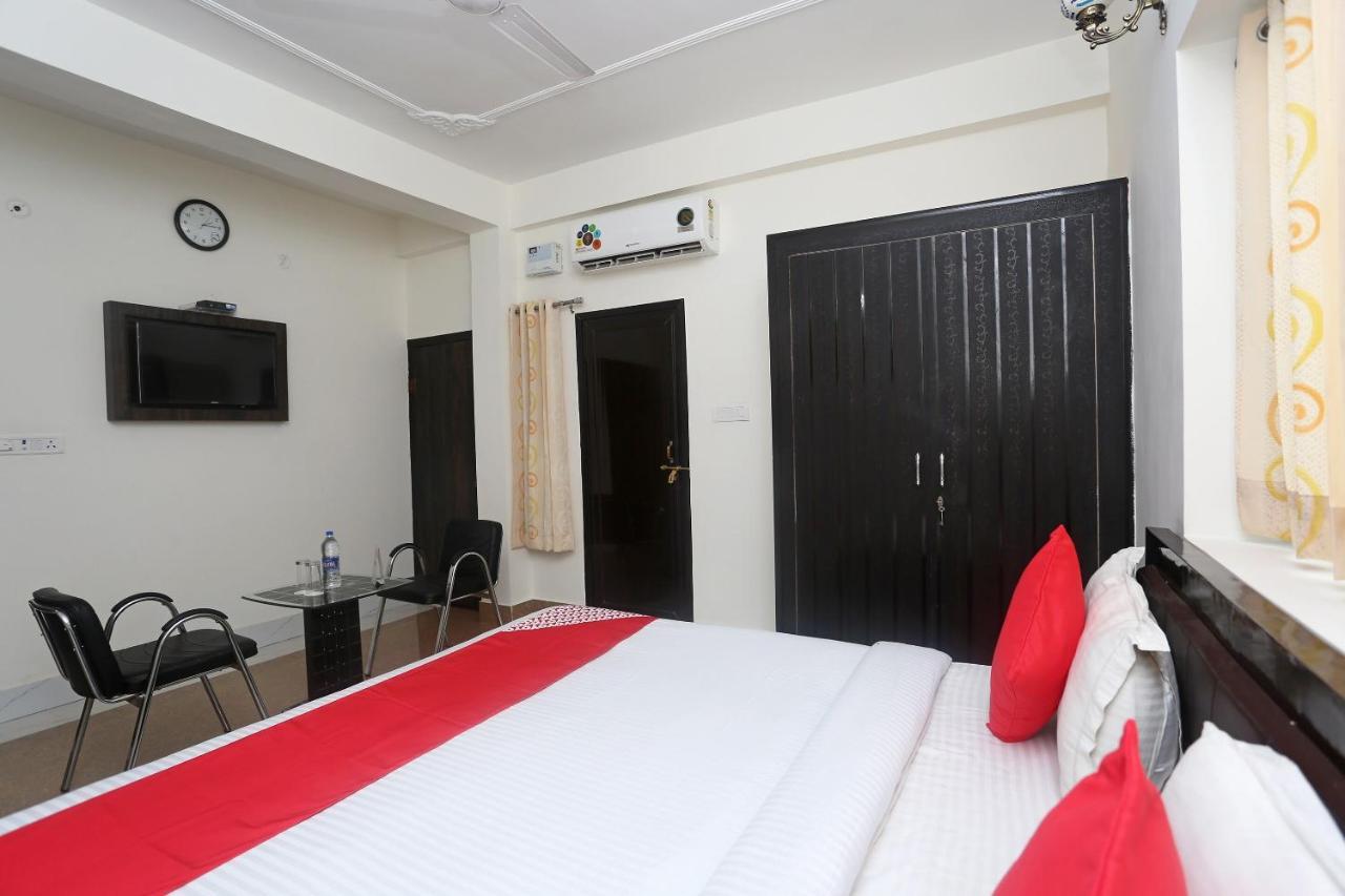 OYO 18301 Hotel A-one Alwar Exterior foto