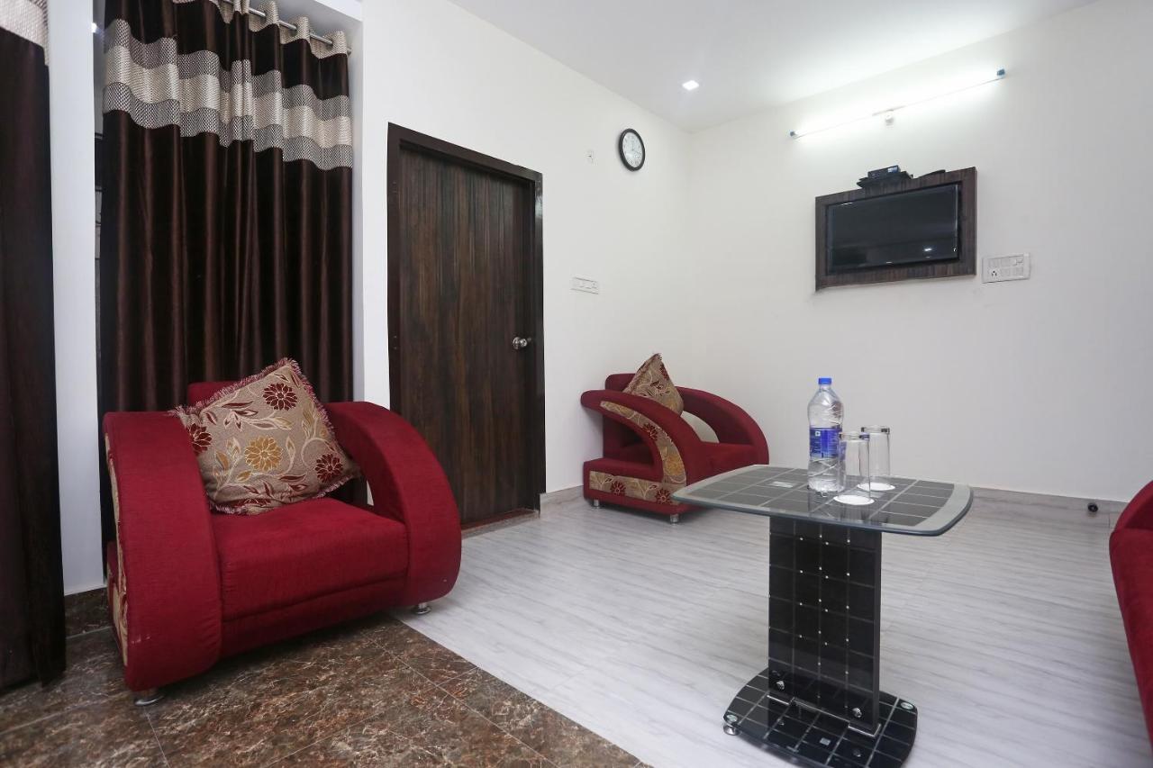OYO 18301 Hotel A-one Alwar Exterior foto